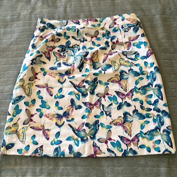 Brand new Talbots skirt. Size 4 - Picture 3 of 6
